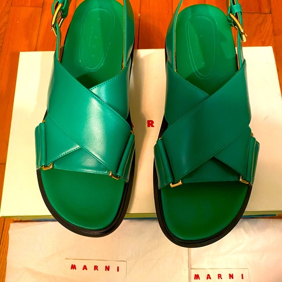 Retail $750 - NEVER WORN. Marni Fussbett sandals 41 - Picture 6 of 7